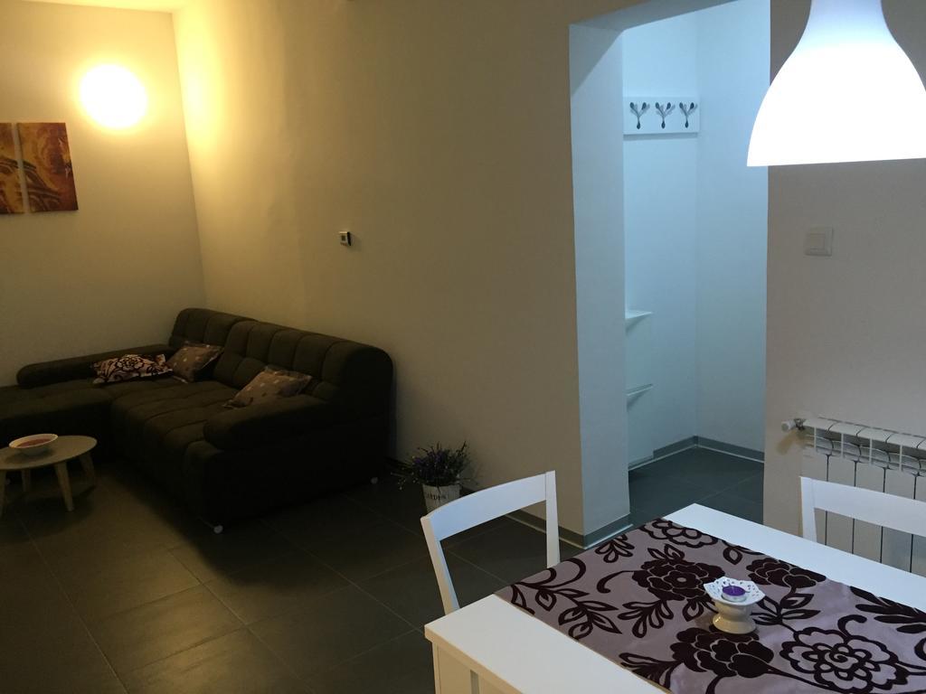 Arenacentar Apartments Pula Luaran gambar
